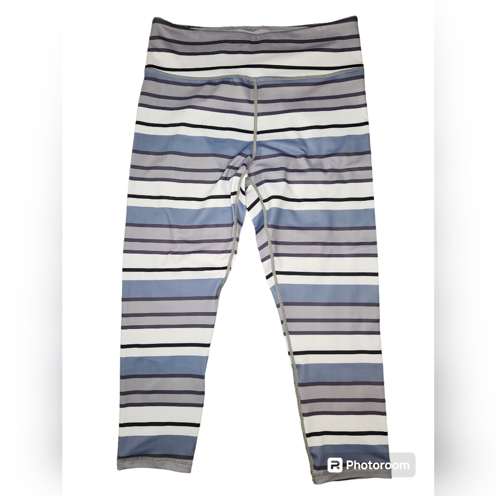 Zyia Active Purple Horizon Stripe Light n Tight High Rise Leggings Size 16-18
